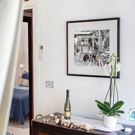 2 Bedroom In * Positano